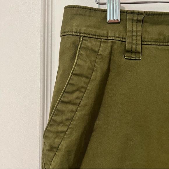 Old Navy High Waisted Chino Pants - Picture 5 of 12